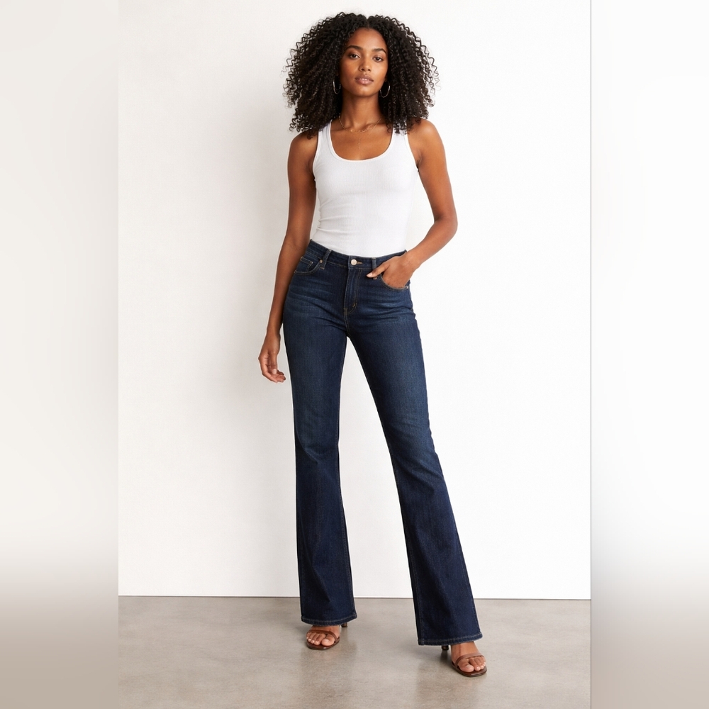 Theory Dark Wash Bootcut Jeans Size 8 Mid Rise Classic Denim
